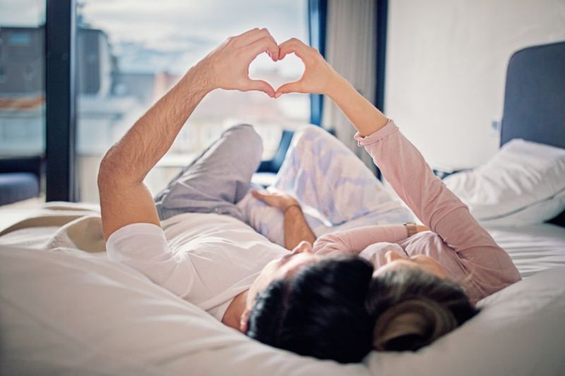 Tinggal di Rumah Mertua? Ikuti 6 Tips Ruang Kamar Buat Pasangan Ini Ya!