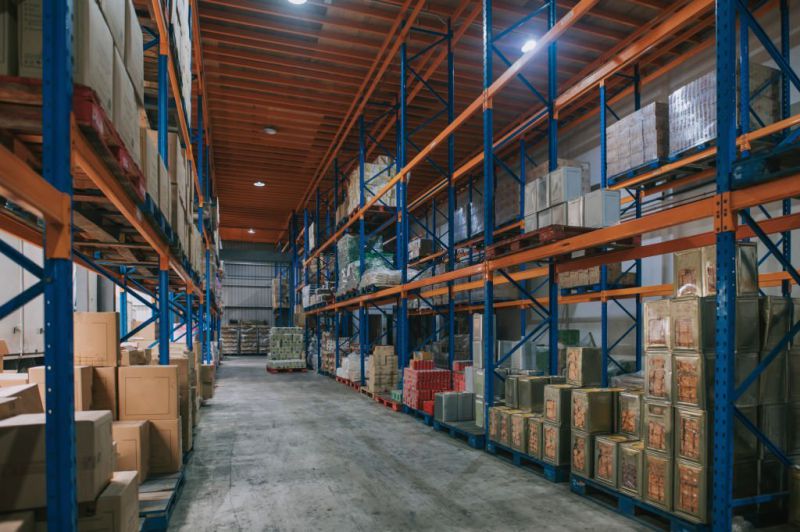 8 Cara Memanfaatkan Ruang & Fasilitas Gudang Secara Efektif